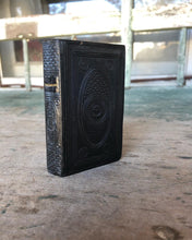 Load image into Gallery viewer, The New Testament of our Lord and Saviour Jesus Christ