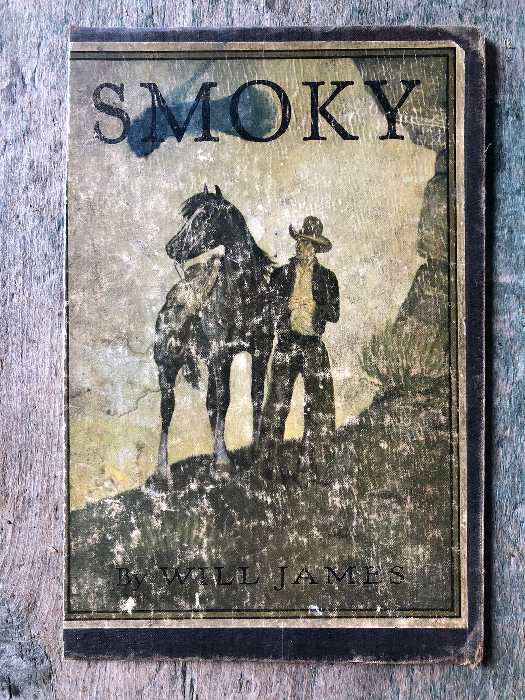 Cover of “Smoky”