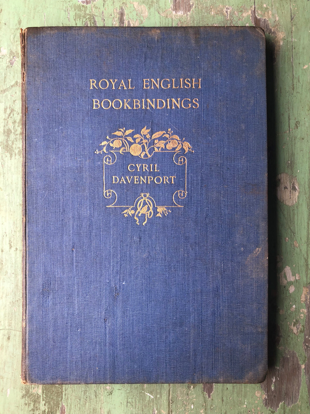 Royal English Bookbindings. by Cyril Davenport